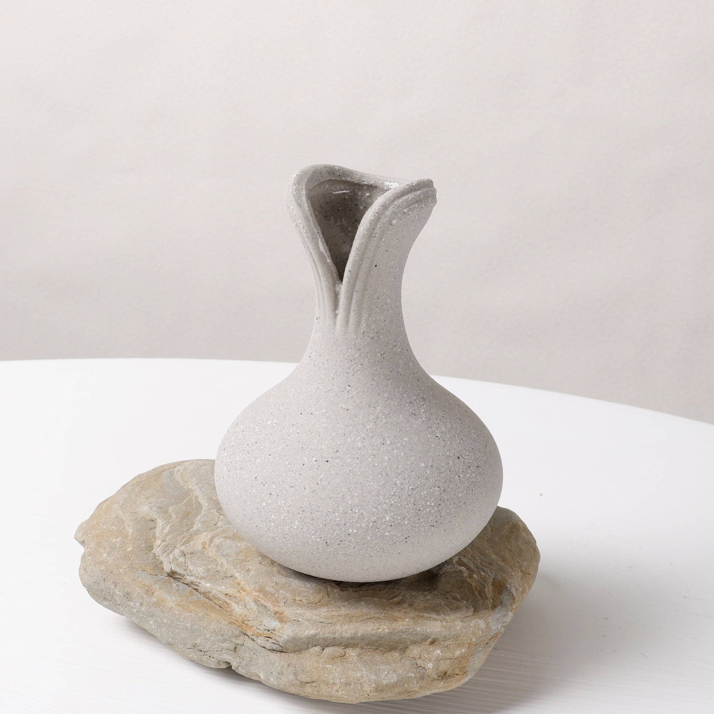 Flower Vase Recycled Ceramic Eco-Clay Grey
