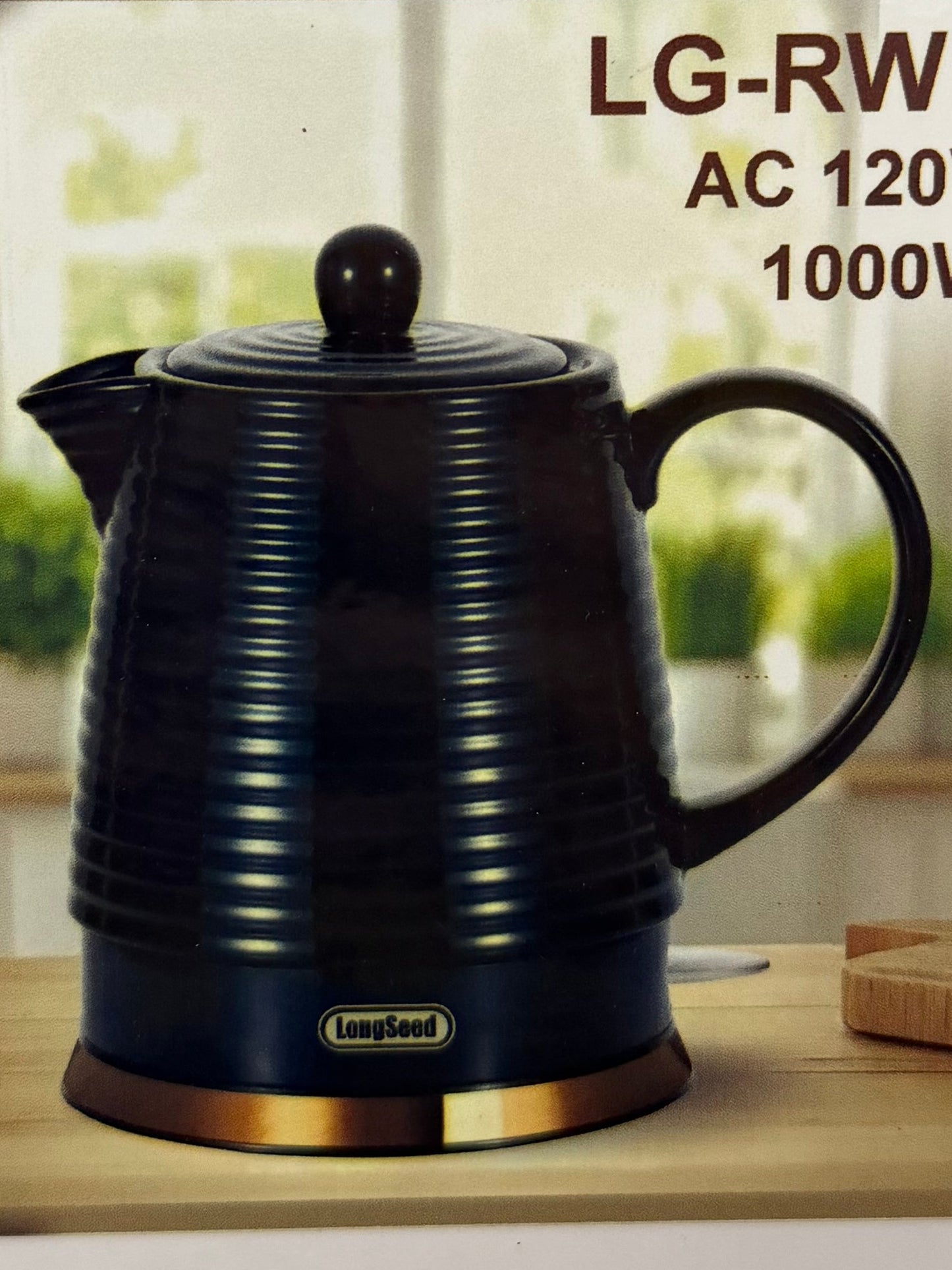 Ceramic Electric Kettles - Black with Gold Base