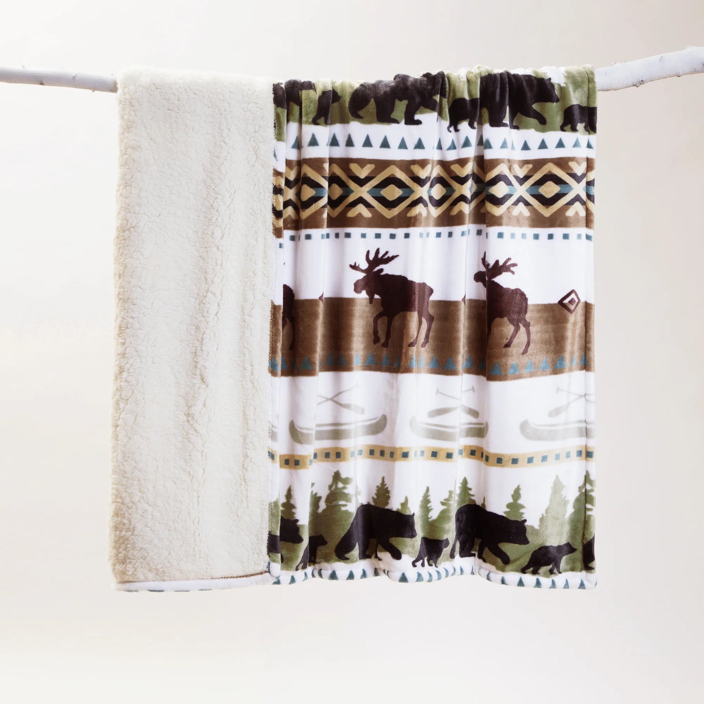 JP952 Carsten's Hidden Lake Plush Throw Blanket