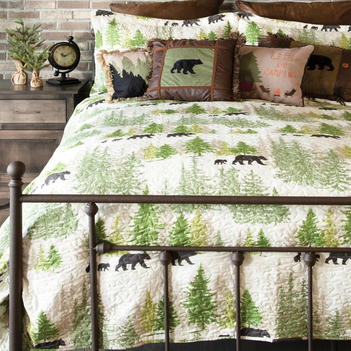 JQ438 Carsten's Pine Wilderness Quilt Queen Set