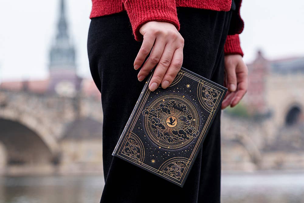 Paperblanks Shadows of Navarre Hardcover (Fourth Wing): Midi / Lined