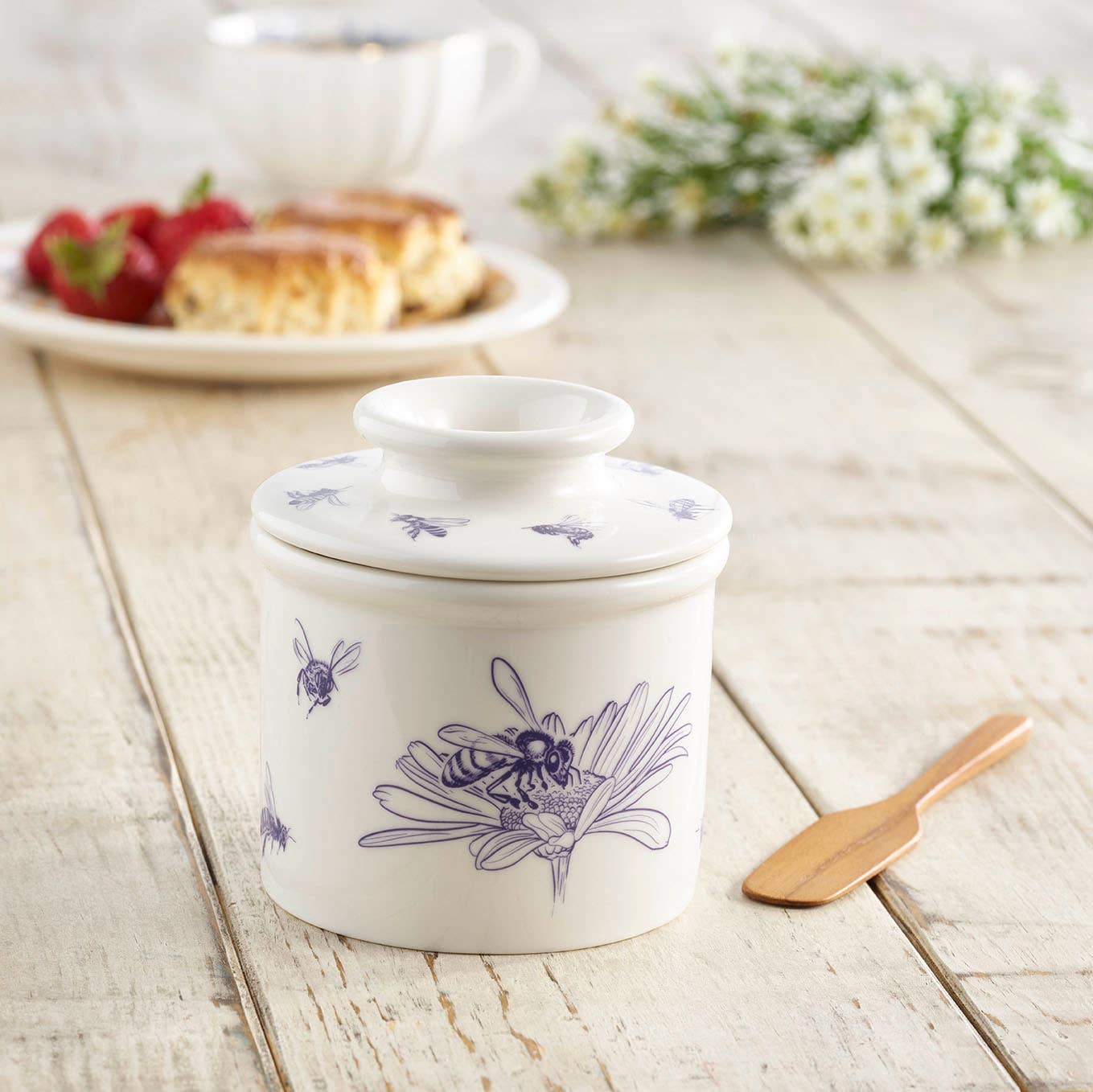 The Original Butter Bell® Crock - Farmhouse Honey Bee