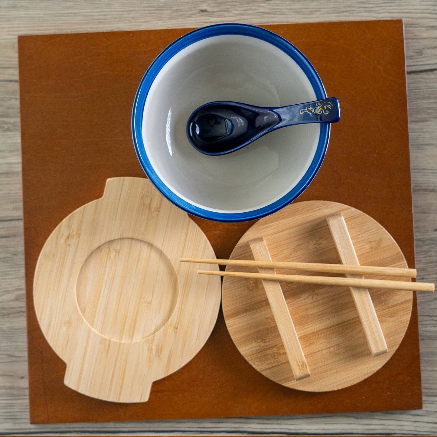 Moon Crane 28oz 6"D Bowl With Chopsticks, Spoon Bamboo Lid and Trivet Set (1/8)