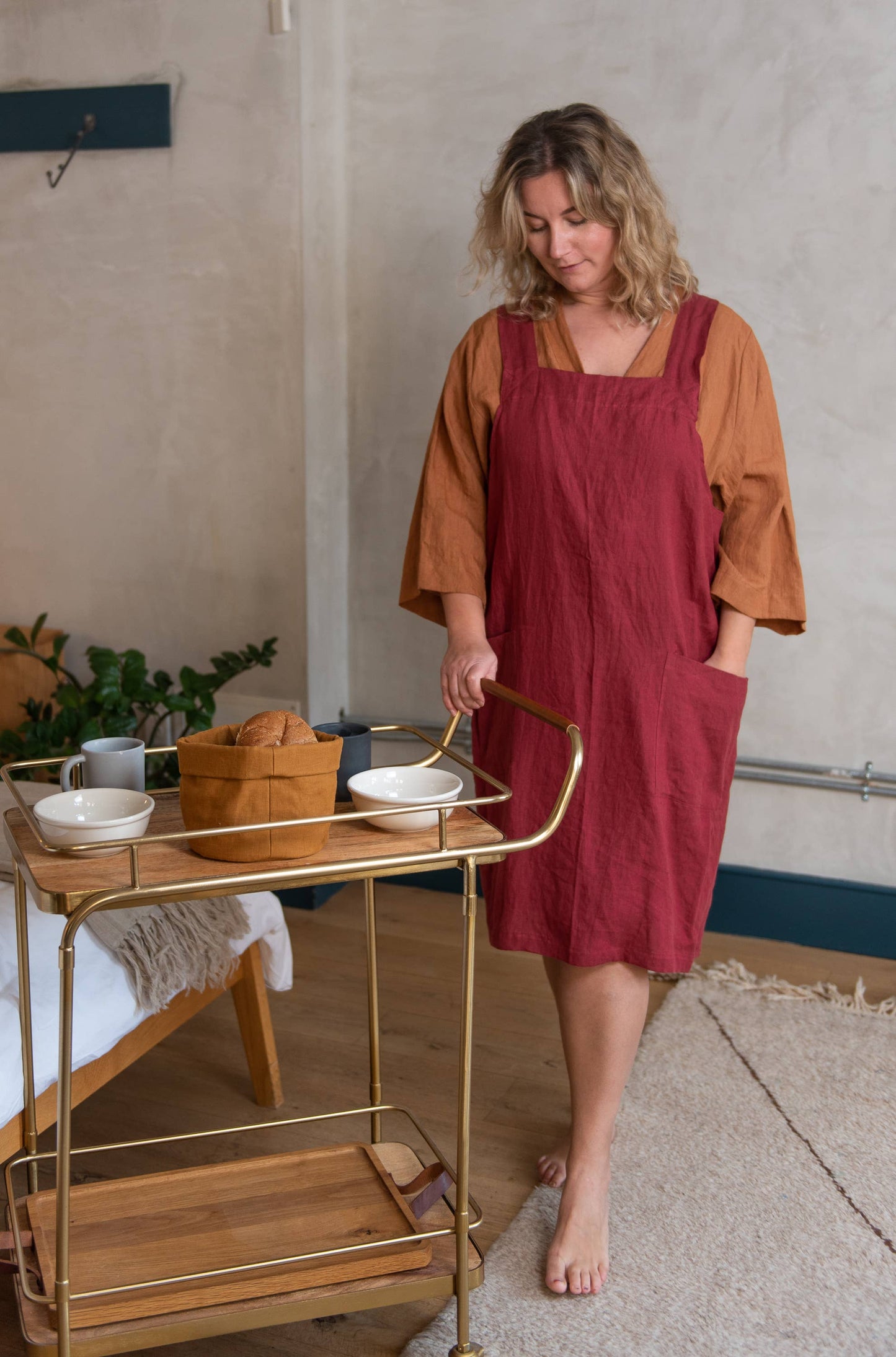 Linen Pinafore ( Japanese Apron): Marine blue / One Size ( US 14 and up or for oversized/loose look)