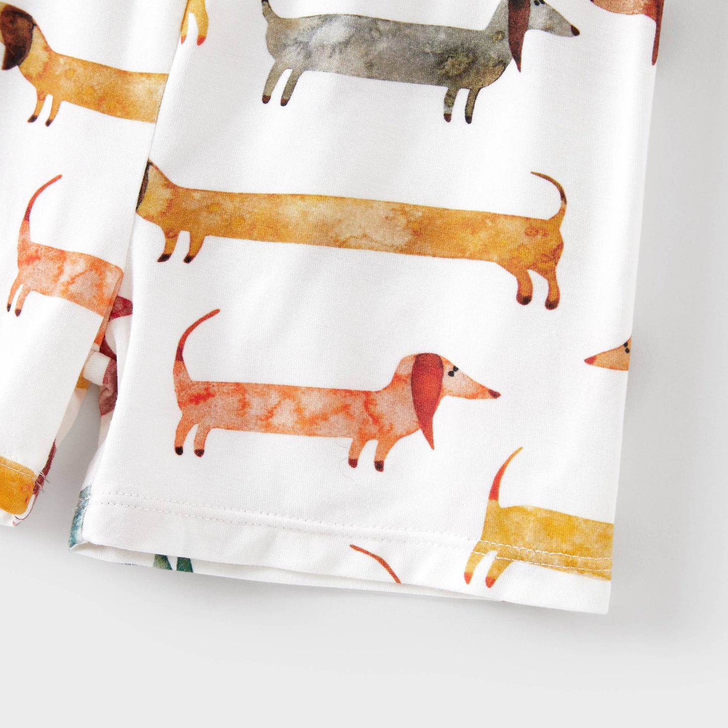 Family Matching Animal-patterned Short-sleeve Pajamas Set: Multi-color / Women: M