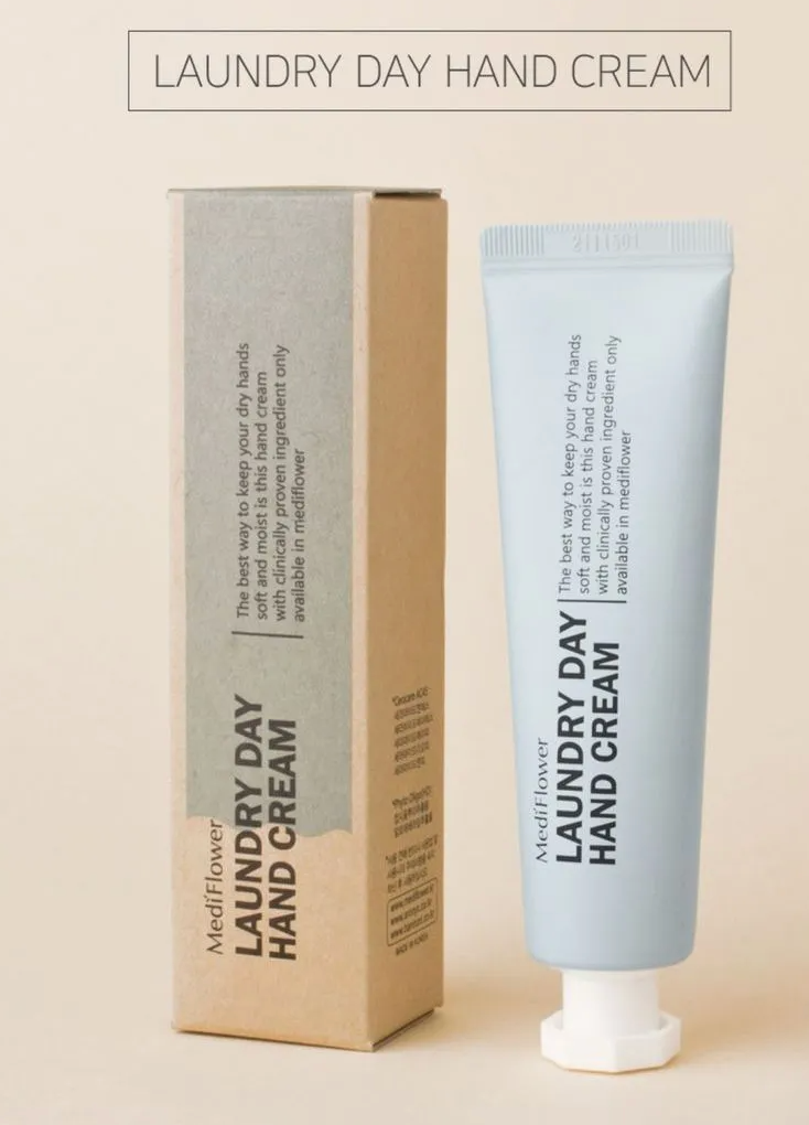 MEDIFLOWER Delicat Hand Cream Lotion: Cedarwood