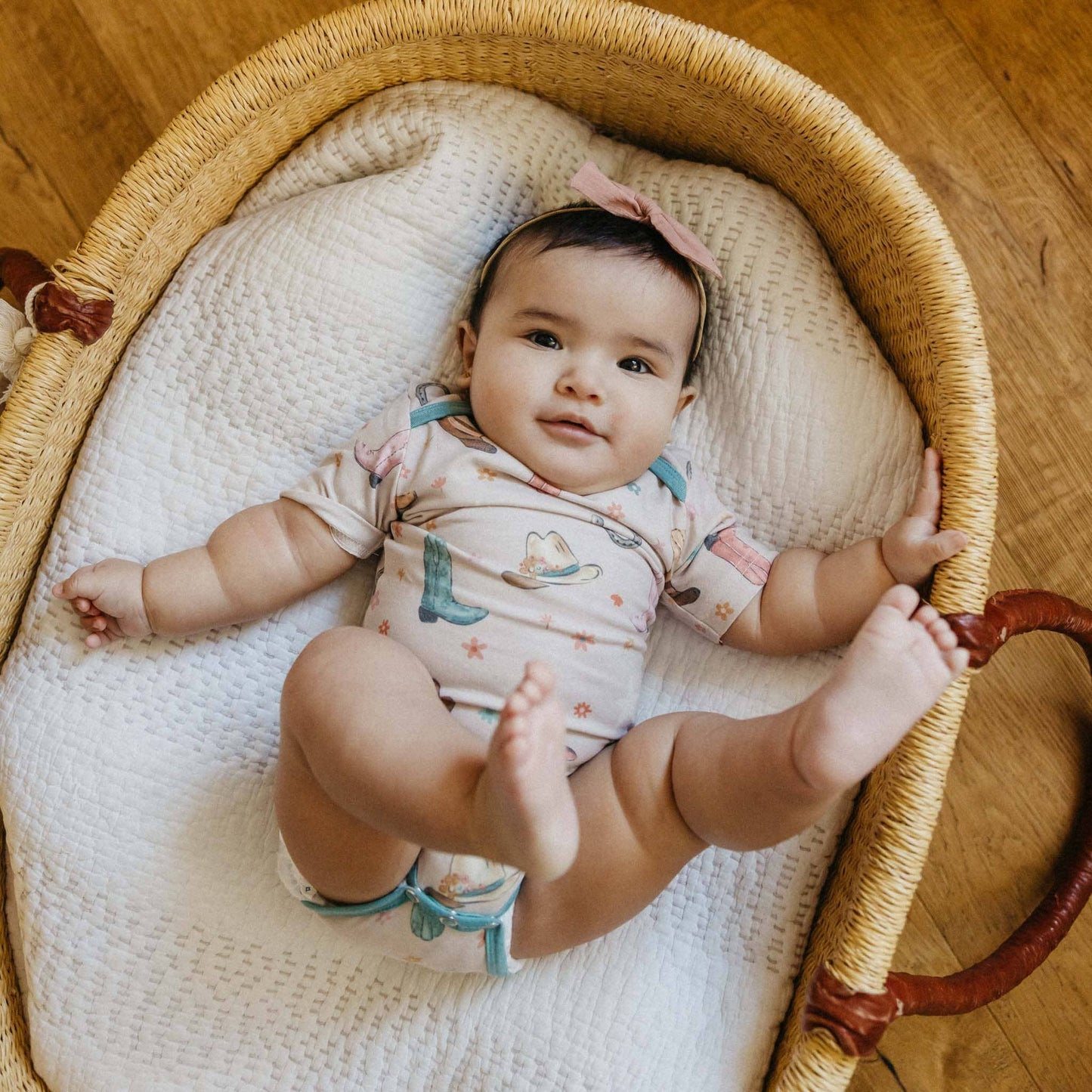 Short Sleeve Bodysuit - Cheyenne: Newborn