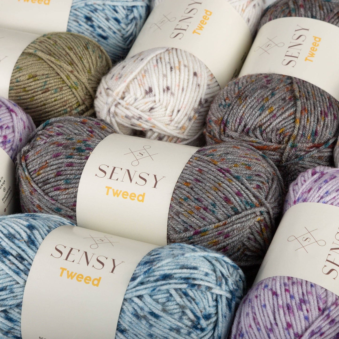 Sensy Tweed Yarn, 3.5 oz, 214 Yards, Gauge 4 Medium: Gray / 1 Skein