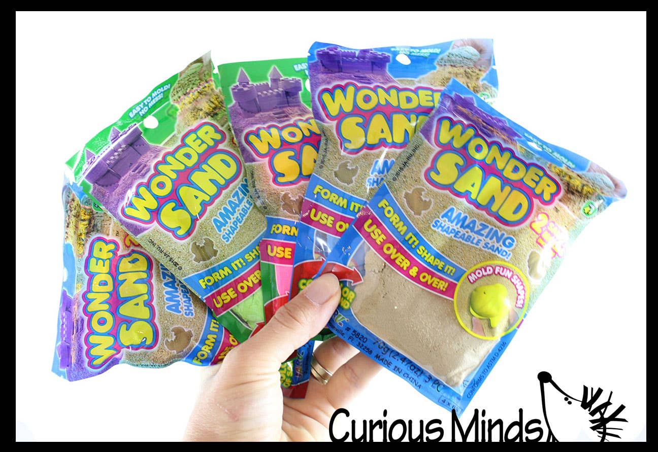 1 Wonder Sand Pouch with 2 Mini Sand Molds - Stretchy  Soft