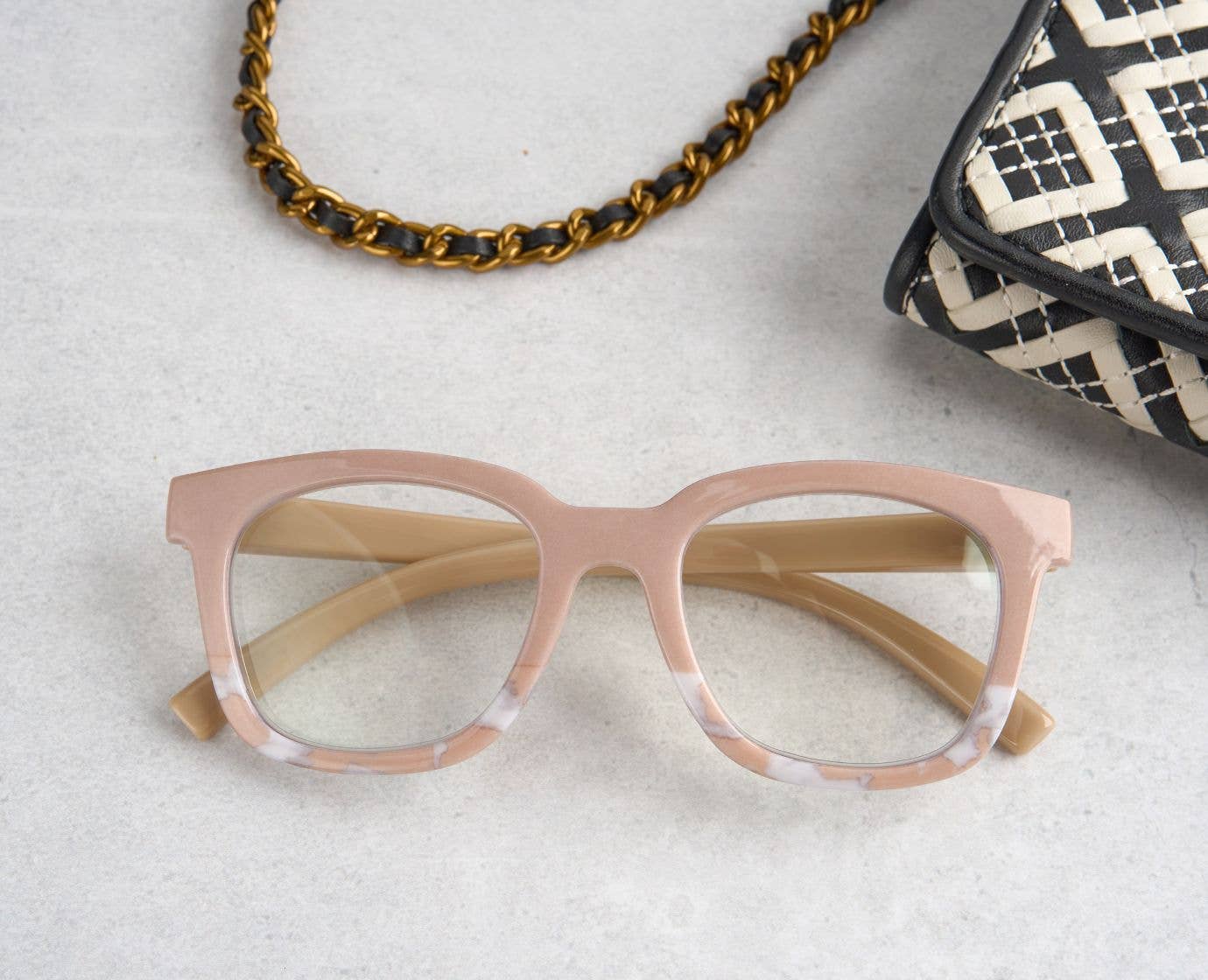 To the Max (Blue Light): Rose Ombre Horn / Reading / 1.00
