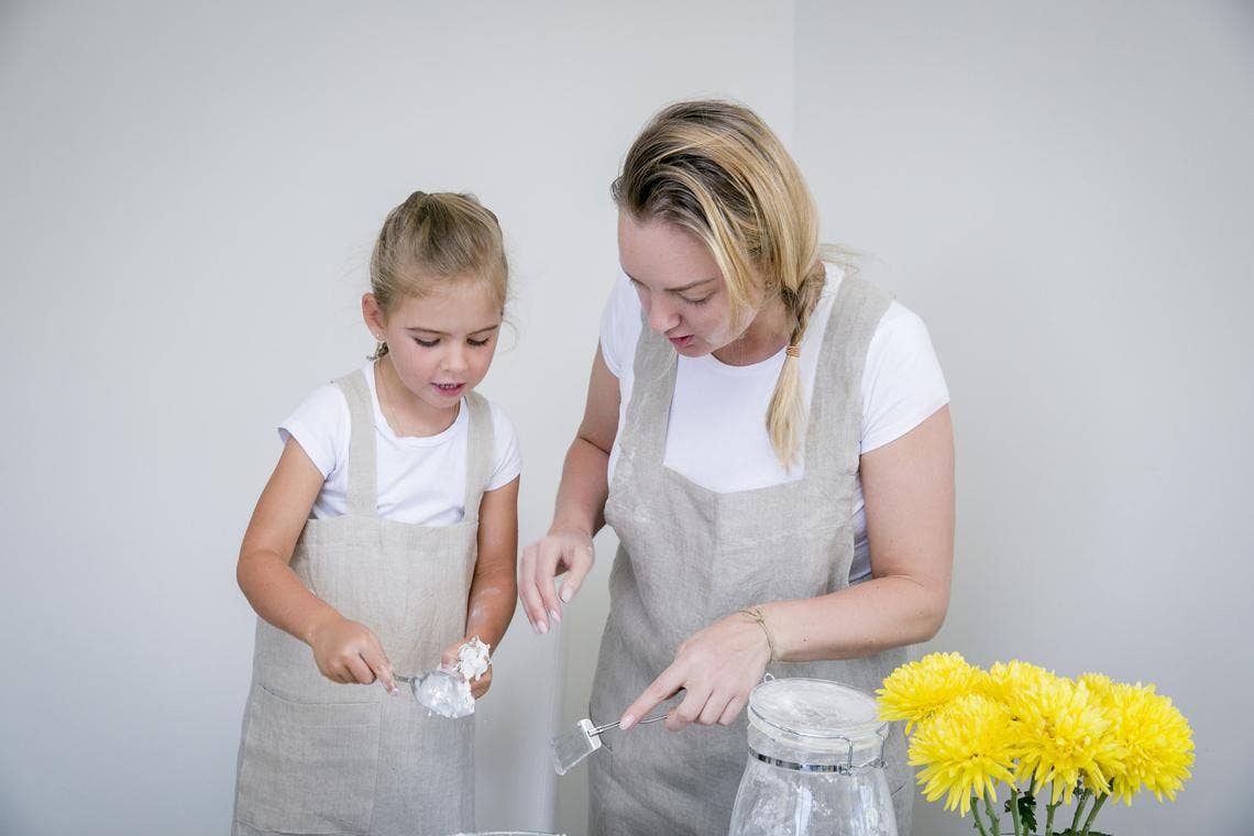 Linen Pinafore ( Japanese Apron): Marine blue / One Size ( US 14 and up or for oversized/loose look)
