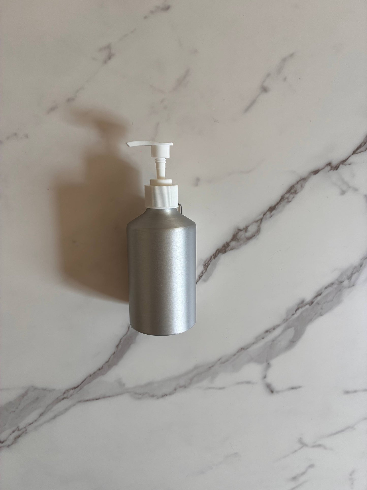 20/pack Aluminum Bottle with Pump