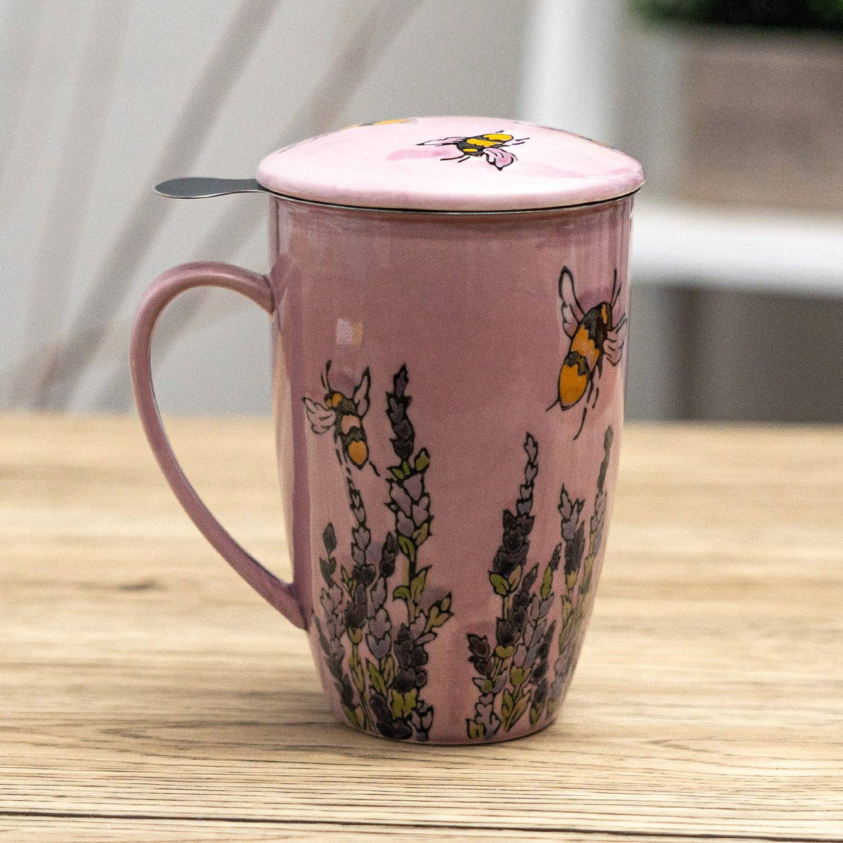 Spring Honeybee Porcelain Tea Mug with Lid and Infuser – 15 oz