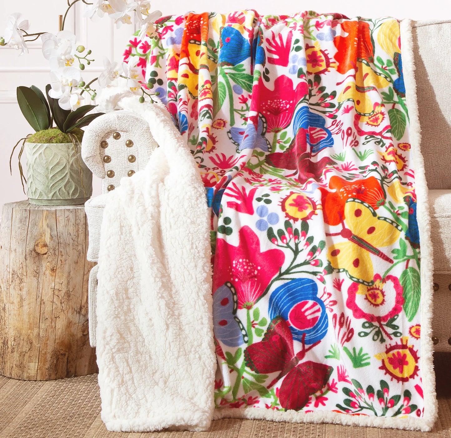 JP825 Carsten's Butterfly Plush Throw Blanket