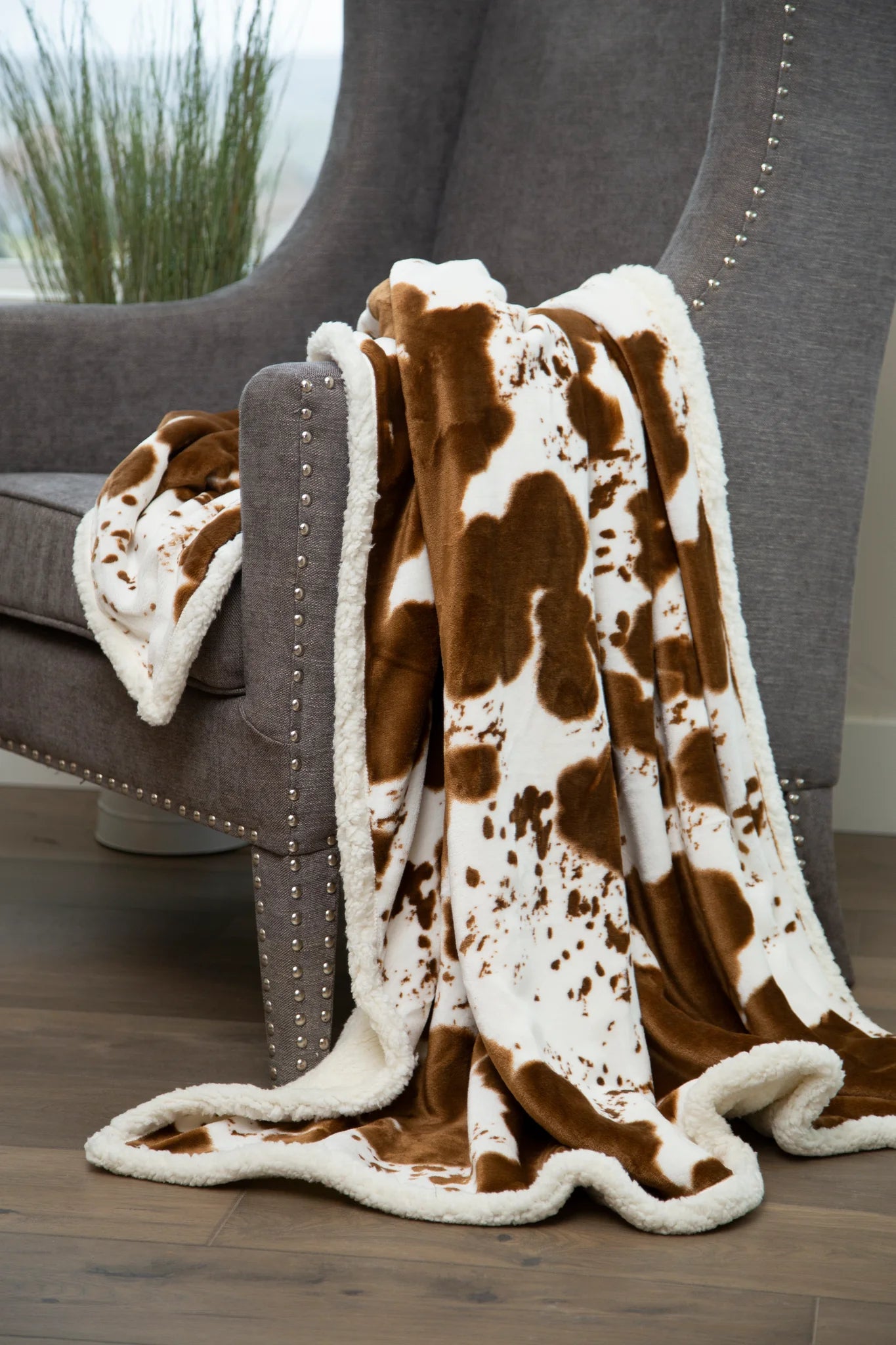 JP880 Carsten's Hair on Hide Plush Throw Blanket