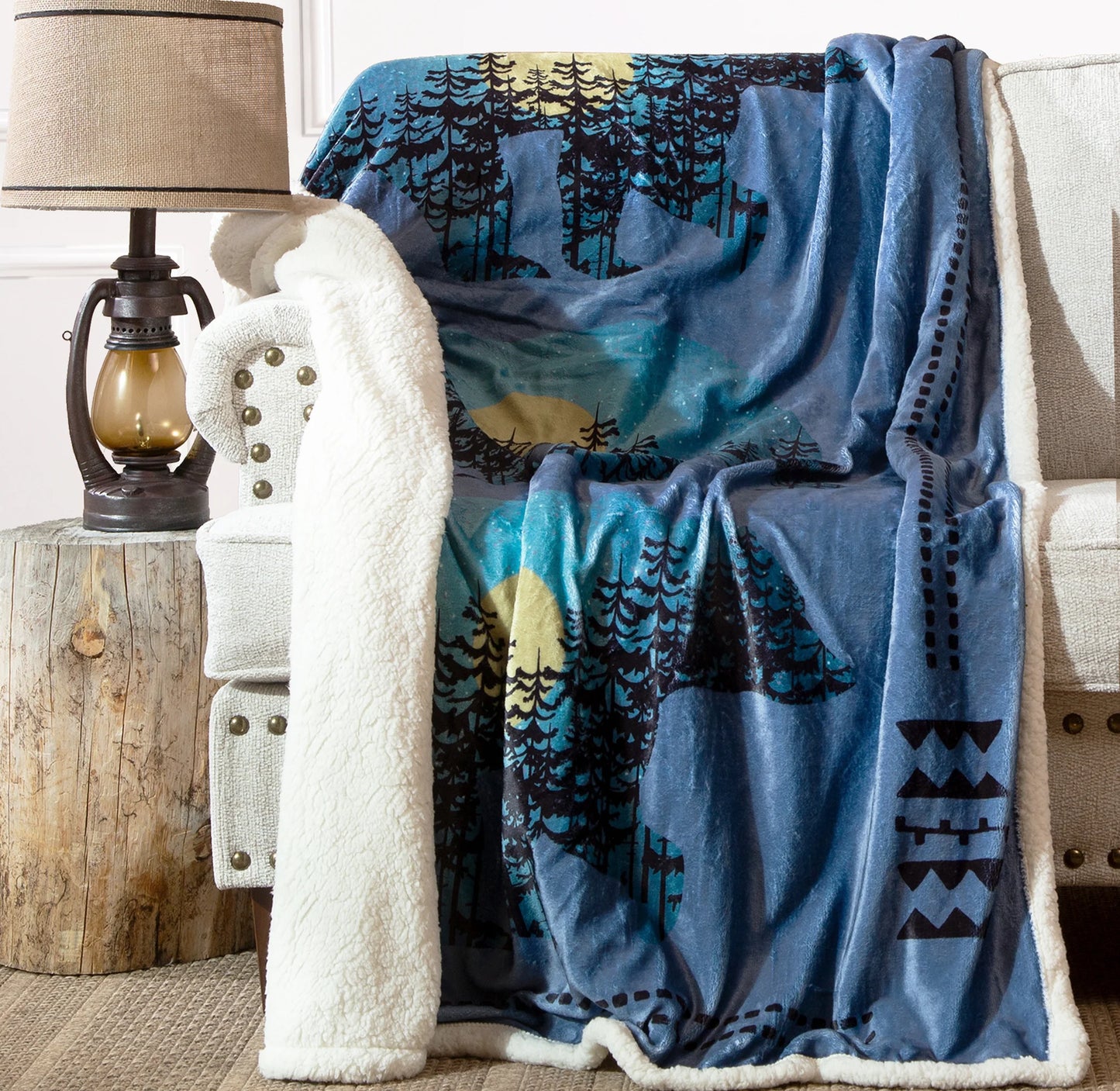 JP898 Carstens Three Bears Plush Throw Blanket