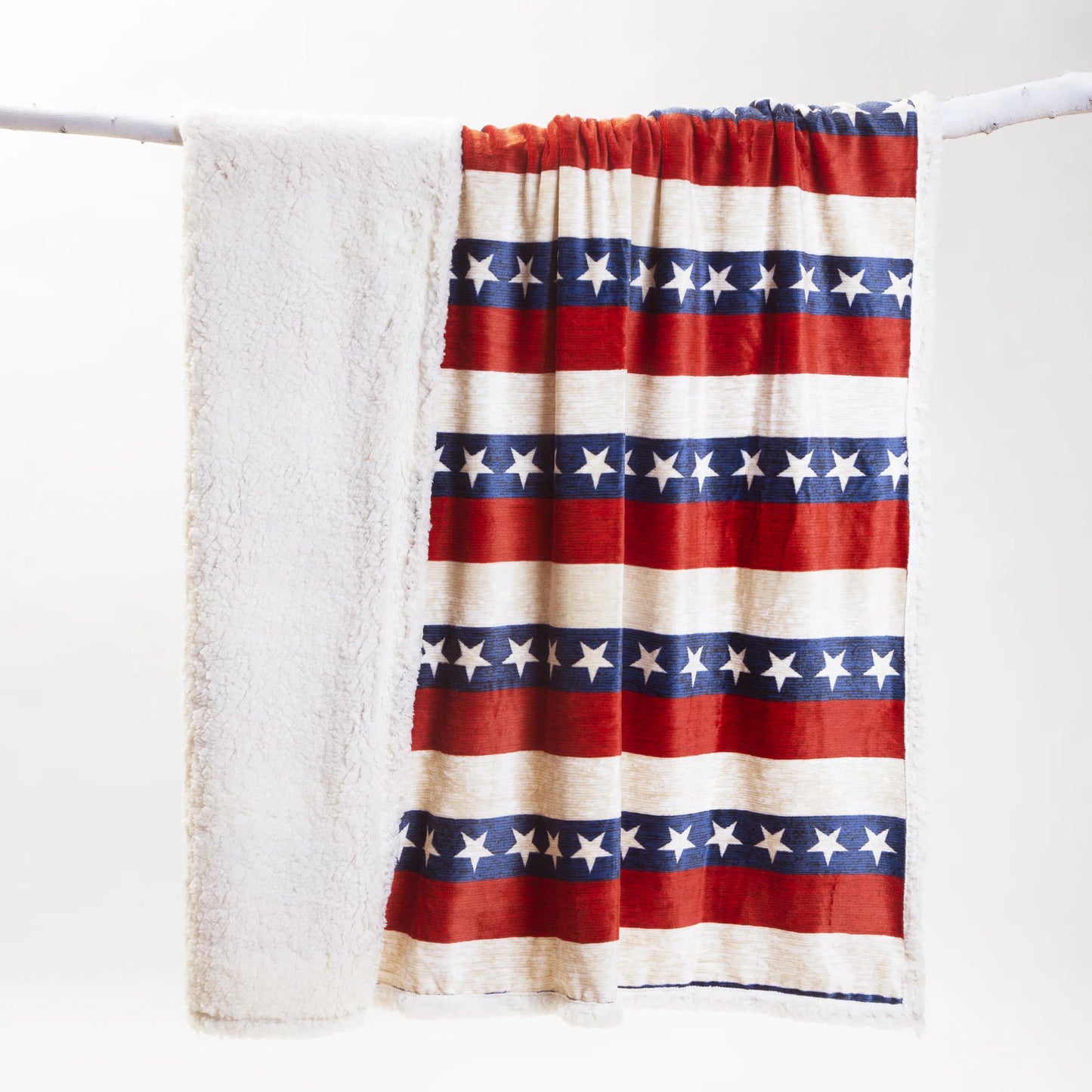 JP900 Carsten's Americana Plush Throw Blanket
