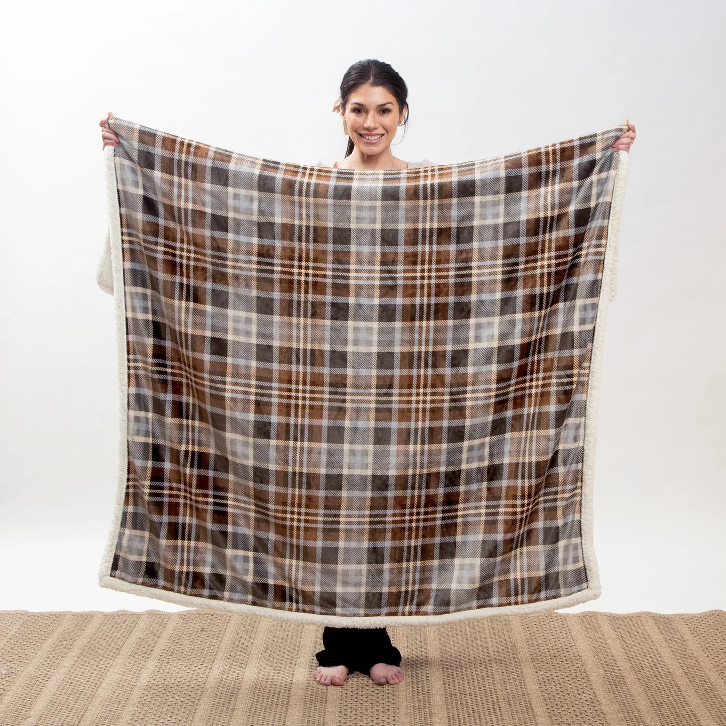 JP930 Carsten's Grey and Chestnut Plaid Plush Throw Blanket