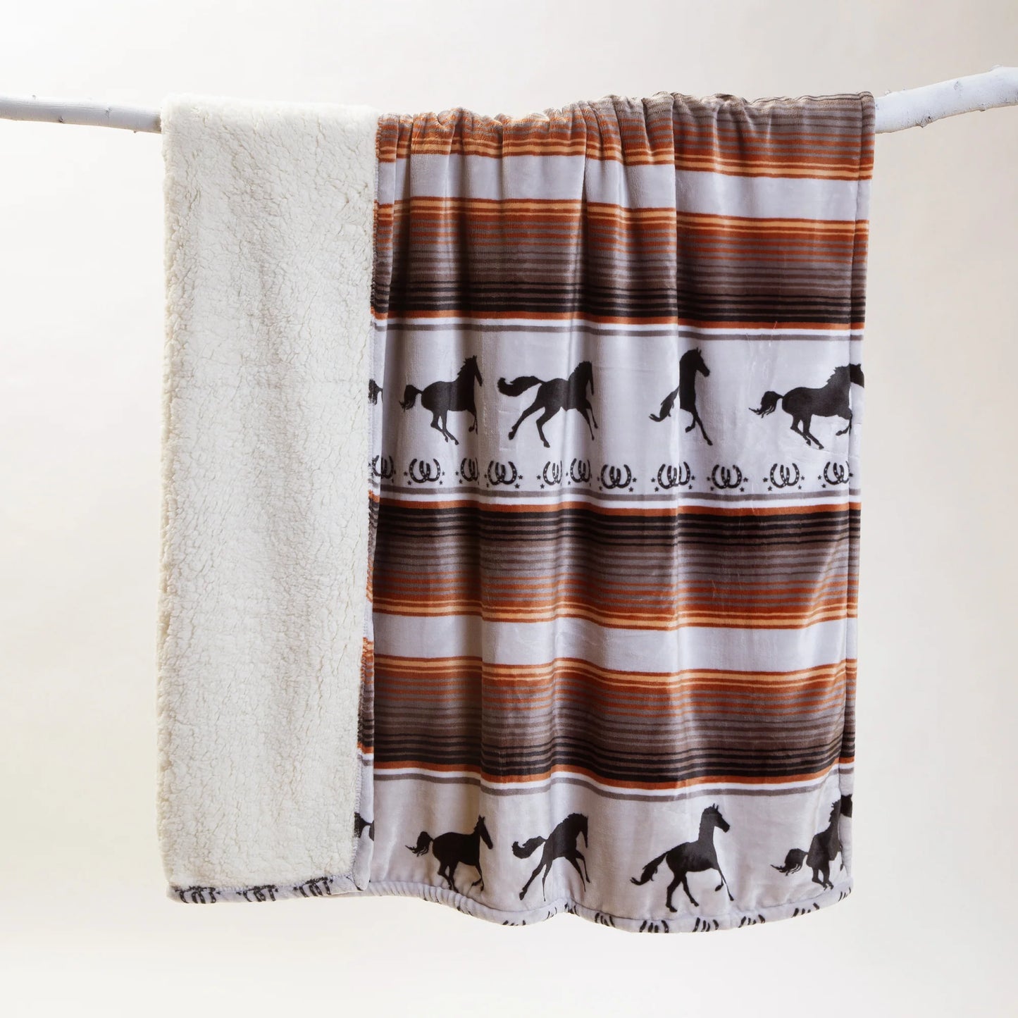 JP967 Carsten's Running On The Range Throw Blanket