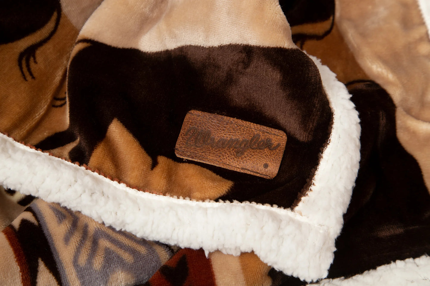 JW195 Carsten's Buffalo Plush Throw Blanket