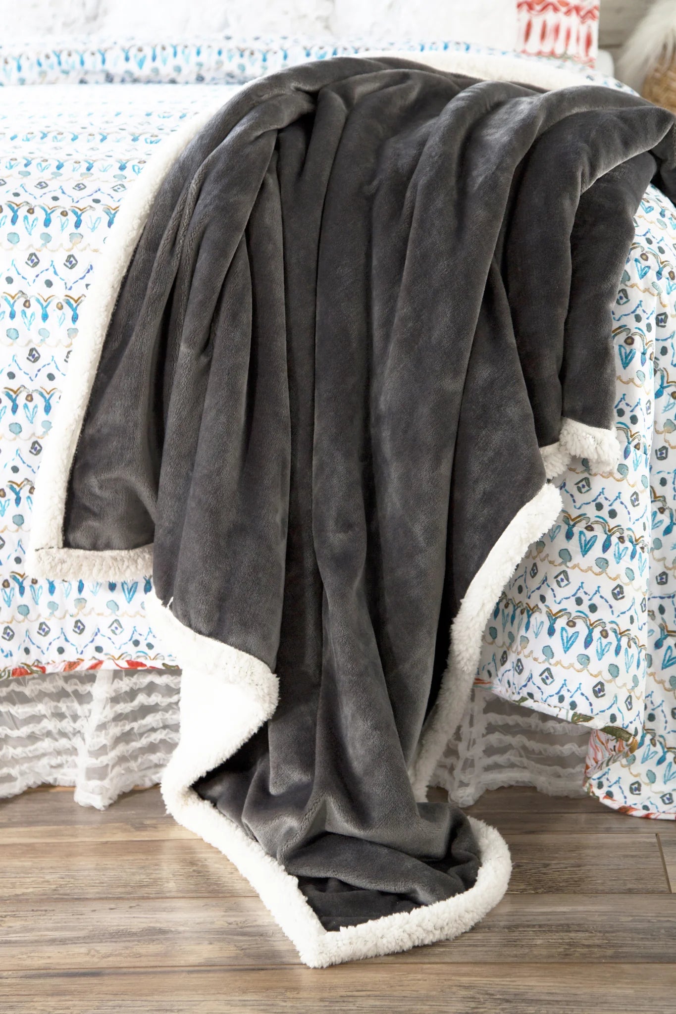 NE506 Carsten's North End Sherpa Throw Blanket Solid Grey