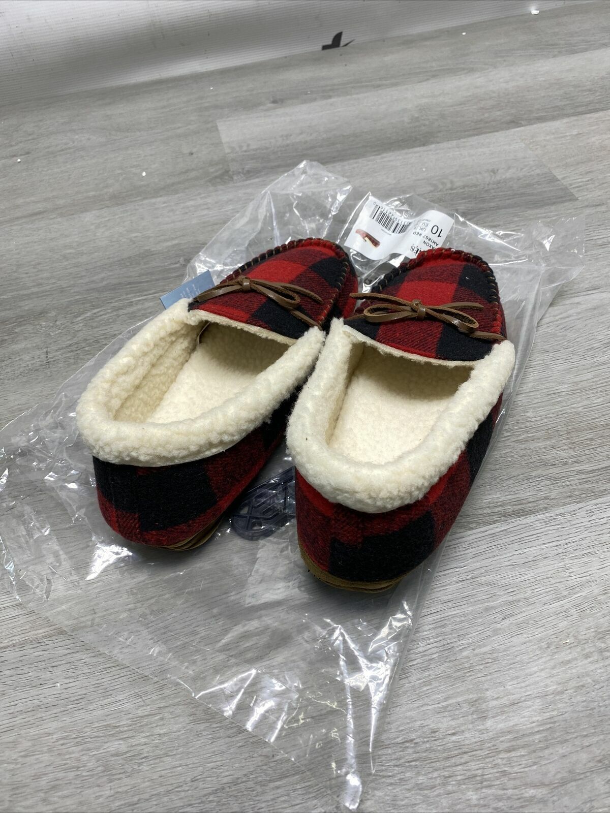 JAXON AM1867 RED SLIPPERS