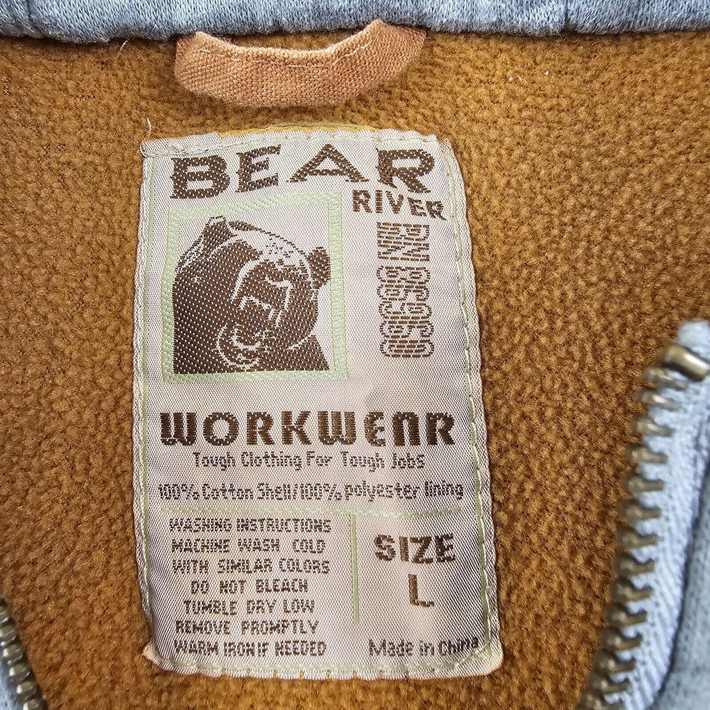 100% COTTON SHELL/100% POLYESTER LINING. WASHING INSTRUCTIONS MACHINE WASH COLD WITH SIMILAR COLORS. DO NOT BLEACH. TUMBLE DRY LOW. REMOVE PROMPTLY; WARM IRON IF NEEDED.